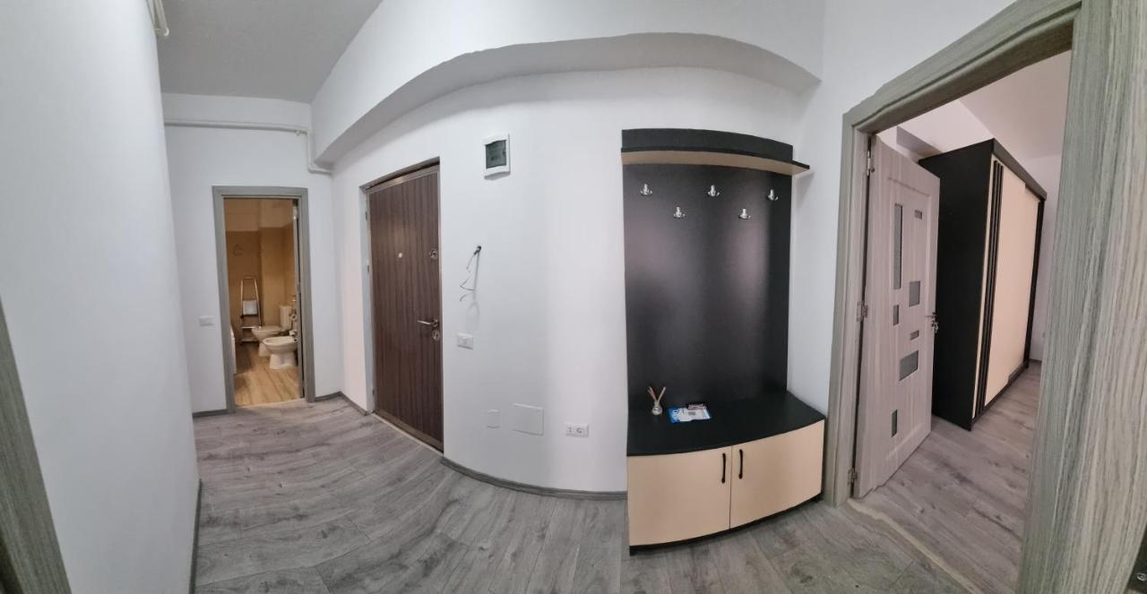 Apartament Mihaela Râmnicu Vâlcea Exterior foto